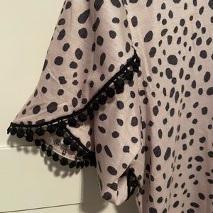 Medium Top, Ladies. No filter. Creamish/light light brown. Never worn.